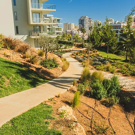 Oasis Mar Pool View Portimao